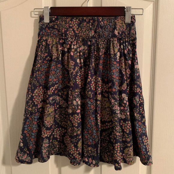 H&M floral skater skirt - Picture 1 of 2